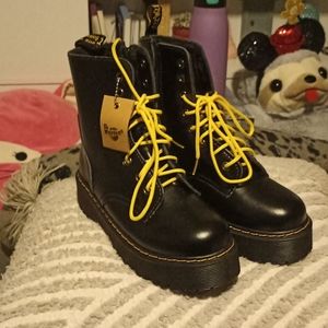 Doc Marten Jadon Platform Boots